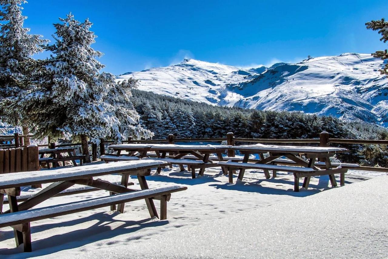 Todosierranevada Zona Baja -Plaza Principal-Junto A Los Telecabinas Sierra Nevada Exterior photo